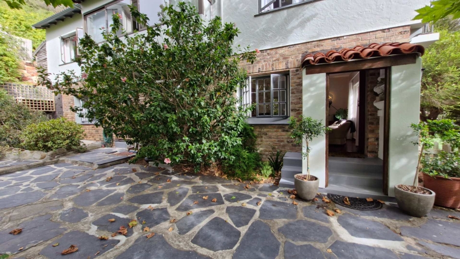 1 Bedroom Property for Sale in Clovelly Western Cape